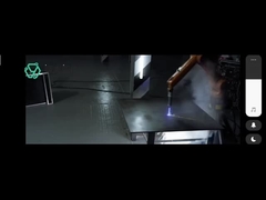 機械が作り出す素晴らしいメロディーとダンスが見事な登場です。