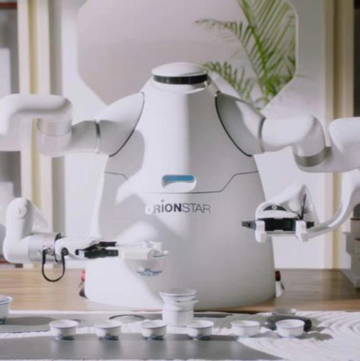 ロボット コーヒー機械ロボットはロボット200kgを作るコーヒー メーカーの人体ロボット2の腕の茶に注ぐ