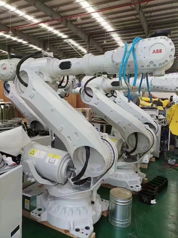 販売ABB IRB 6700 2600mm分配電池のパックの行のための機械Abbのロボット腕