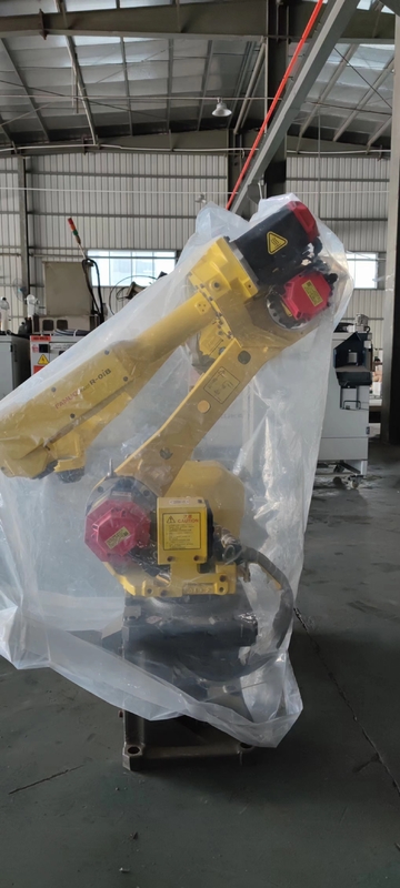 Fanucのスポット溶接の負荷2655mm 165kgを超長くプログラムする6つの軸線のFanucのロボット腕
