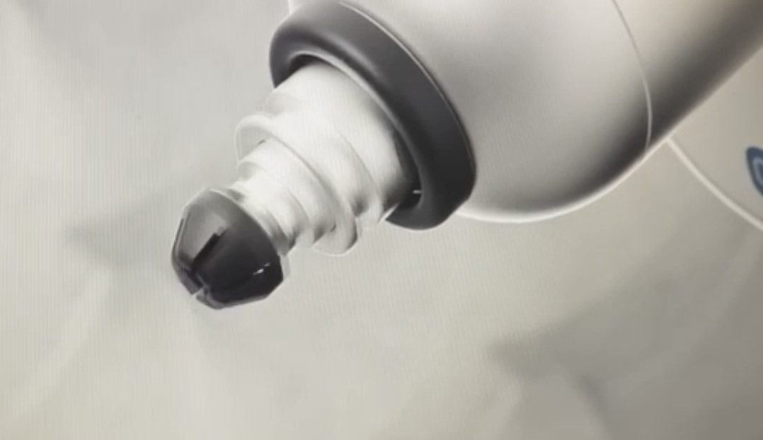 腕のロボット スクリュードライバー統合された電気ブラシレスDCモーターを使用してロボティックねじ錠機械