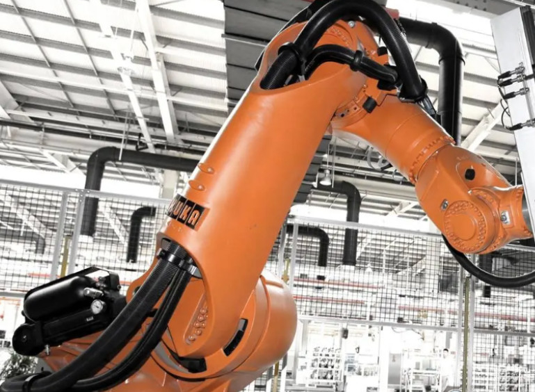 システム圧力を除去し、プロダクト耐用年数を改善するロボット パイプラインの助けのためのロボティック服のパック