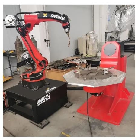 FANUCの二重軸線のロボット ポジシァヨナーLタイプ アーク溶接のロボティック ポジシァヨナー300KG 450mm