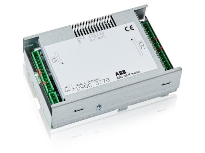 単位3HNE 01586-1を追跡するAbb Dsqc 377bのコンベヤー17台のServoドライブPLC新しく標準的な0.48kg
