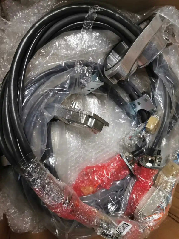 普遍的なロボット付属品3HAC024386-001ロボティックMainpulator 1-6の軸線の馬具ケーブル