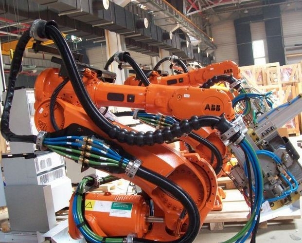 技術サポート 圧力耐性ロボット用ドレスパック ハインダ / ABB / FANUC / KUKA