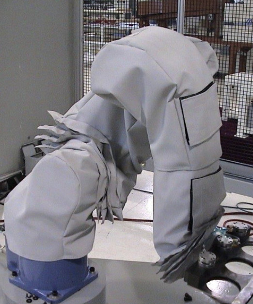 産業用ロボットの保護カバー ABB FANUC KUKA YASKAWA UR ジッパーの防水防塵装甲